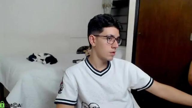 Image 7 of ameli_and_lucas Stream on Chaturbate on 15 months ago