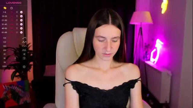 Image 10 of amelia__lovely Stream on Chaturbate on 17 months ago