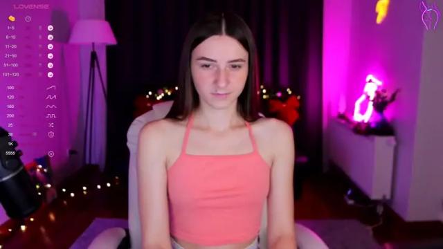 Image 12 of amelia__lovely Stream on Chaturbate on 14 months ago