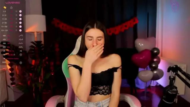 Image 4 of amelia__lovely Stream on Chaturbate on 16 months ago
