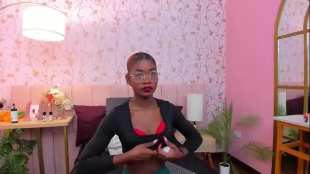 Image 10 of amelia_adms Stream on Chaturbate on 1 month ago