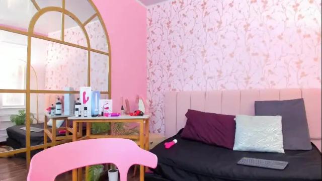 Image 4 of amelia_adms Stream on Chaturbate on 3 days ago