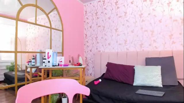Image 6 of amelia_adms Stream on Chaturbate on 3 days ago