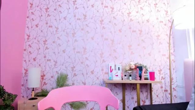 Image 2 of amelia_adms Stream on Chaturbate on 1 month ago