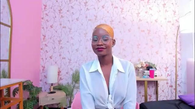 Image 7 of amelia_adms Stream on Chaturbate on 1 month ago