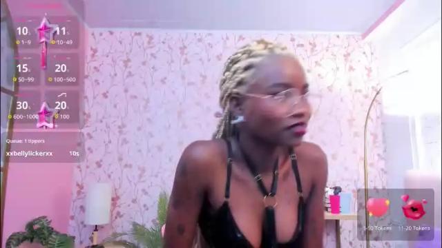 Image 11 of amelia_adms Stream on Chaturbate on 1 month ago