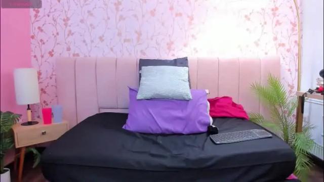 Image 4 of amelia_adms Stream on Chaturbate on 1 month ago