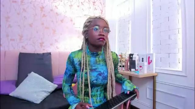 Image 4 of amelia_adms Stream on Chaturbate on 1 month ago