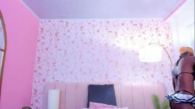 Image 12 of amelia_adms Stream on Chaturbate on 4 days ago