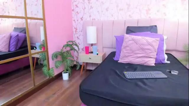 Image 12 of amelia_adms Stream on Chaturbate on 1 month ago