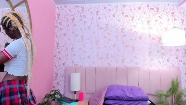 Image 7 of amelia_adms Stream on Chaturbate on 1 month ago