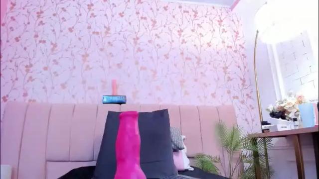 Image 2 of amelia_adms Stream on Chaturbate on 29 days ago
