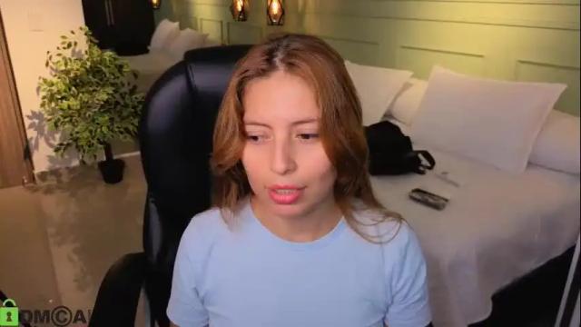 Image 2 of amelia_chillvibes Stream on Chaturbate on 2 months ago