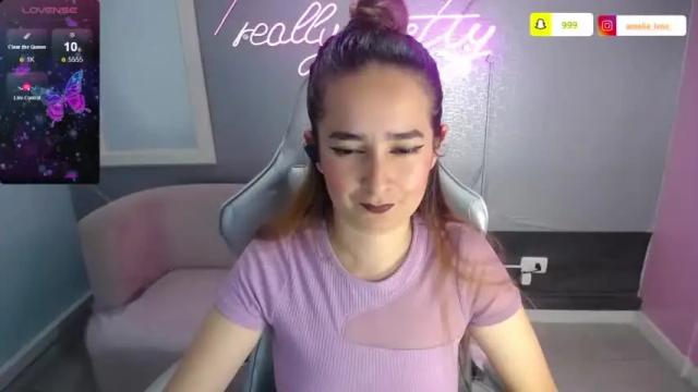 Image 2 of amelia_lens_s Stream on Chaturbate on 25 months ago