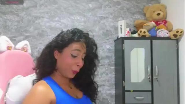 Image 8 of amelia_sweetxxx Stream on Chaturbate on 1 month ago
