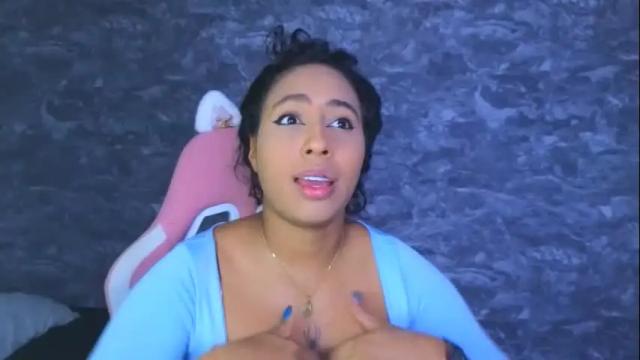 Image 6 of amelia_sweetxxx Stream on Chaturbate on 21 days ago