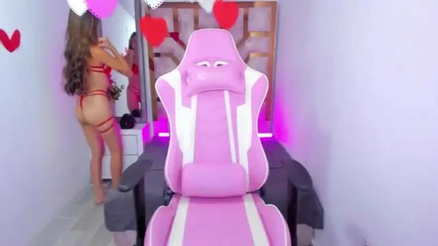 Image 10 of ameliaajhonson_ Stream on Chaturbate on 14 months ago