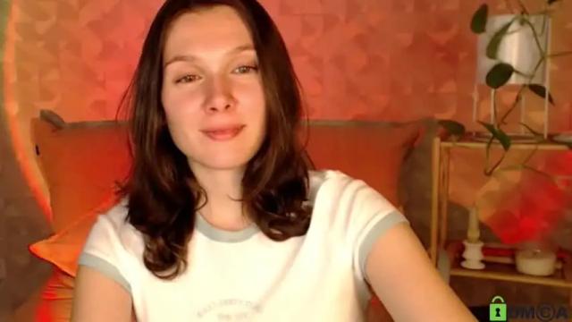 Image 8 of ameliahenderson Stream on Chaturbate on 19 months ago
