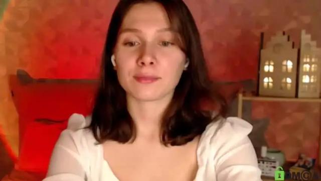 Image 4 of ameliahenderson Stream on Chaturbate on 16 months ago