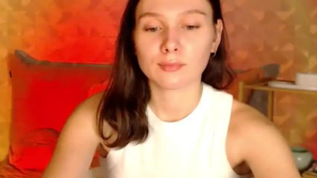Image 4 of ameliahenderson Stream on Chaturbate on 14 months ago