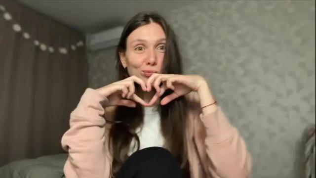 Image 11 of ameliahenderson Stream on Chaturbate on 2 months ago