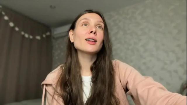 Image 6 of ameliahenderson Stream on Chaturbate on 2 months ago