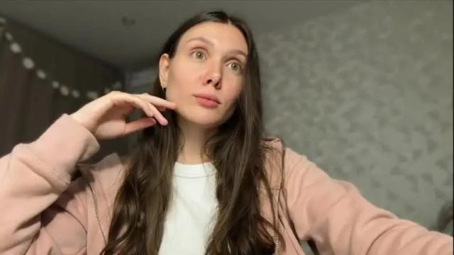 Image 7 of ameliahenderson Stream on Chaturbate on 2 months ago