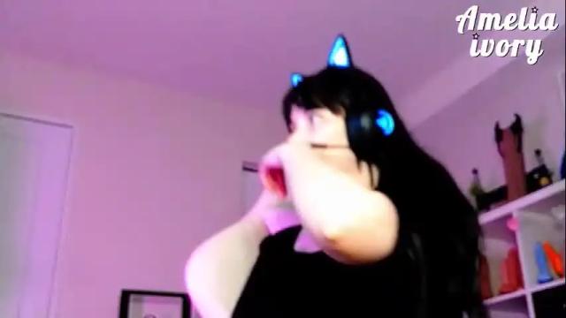 Image 11 of ameliaivory Stream on Chaturbate on 2 days ago