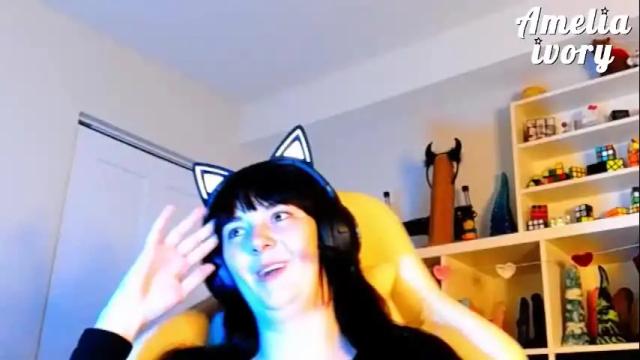 Image 8 of ameliaivory Stream on Chaturbate on 2 days ago