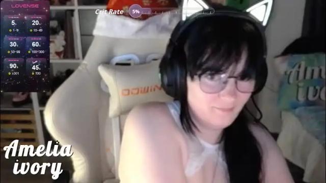 Image 4 of ameliaivory Stream on Chaturbate on 27 days ago