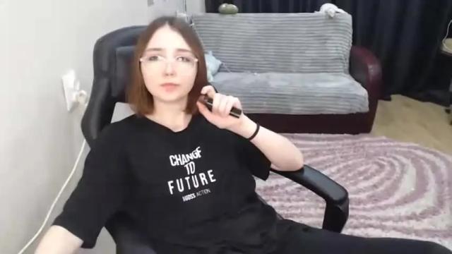 Image 2 of ameliakamishiro Stream on Chaturbate on 16 months ago