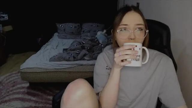 Thumbnail 1, ameliakamishiro's Stream at Chaturbate, 14 months ago