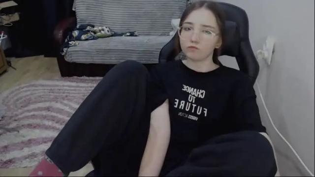 Image 2 of ameliakamishiro Stream on Chaturbate on 14 months ago