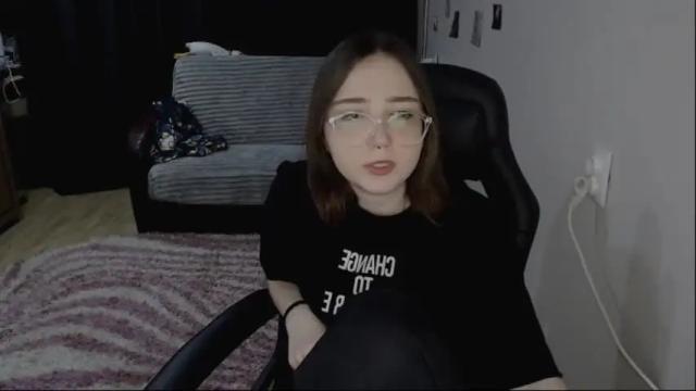 Image 2 of ameliakamishiro Stream on Chaturbate on 14 months ago