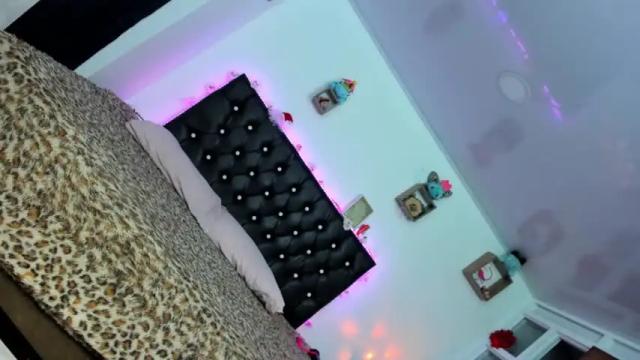 Image 12 of ameliasexdoll Stream on Chaturbate on 16 months ago
