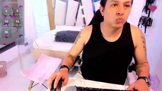 Thumbnail 3, ameliaterry_2's Stream at Chaturbate, 13 months ago