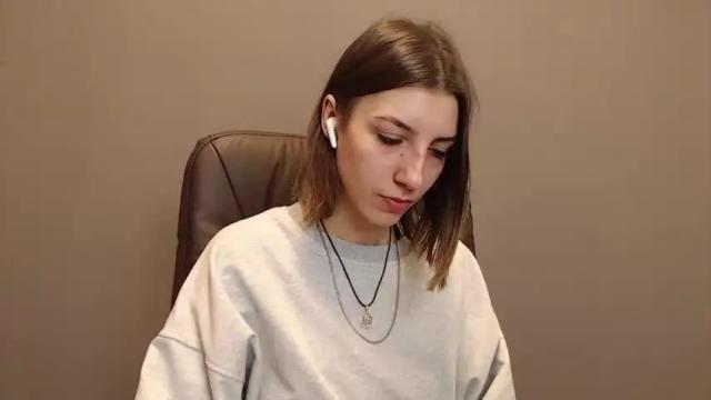 Image 2 of ameliecameron Stream on Chaturbate on 14 months ago