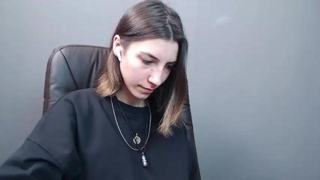 Image 10 of ameliecameron Stream on Chaturbate on 13 months ago