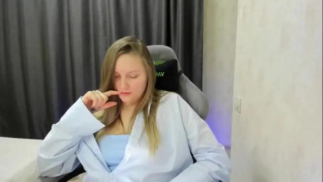 Image 12 of ameliecameron Stream on Chaturbate on 2 months ago