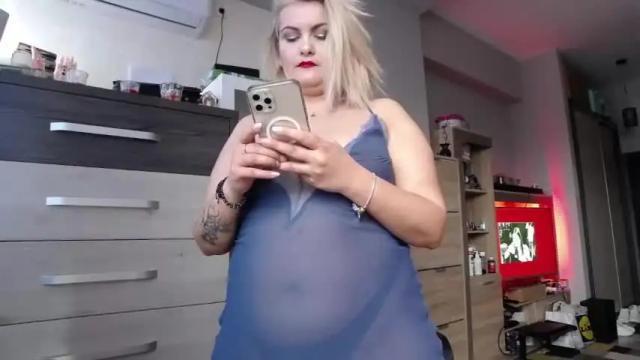 Image 10 of ameliecharming Stream on Chaturbate on 15 months ago