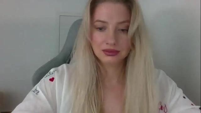 Image 2 of amelieleclair Stream on Chaturbate on 5 months ago