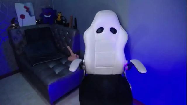 Image 6 of amelierouss Stream on Chaturbate on 2 months ago