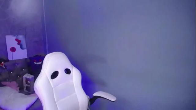 Image 6 of amelierouss Stream on Chaturbate on 24 days ago