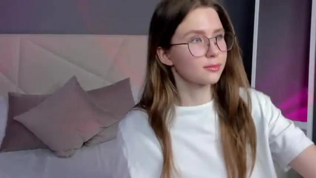 Image 3 of ameliia_castro Stream on Chaturbate on 14 months ago