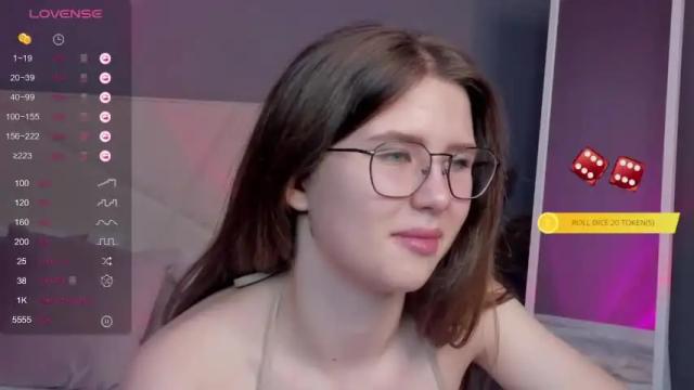 Image 12 of ameliia_castro Stream on Chaturbate on 14 months ago
