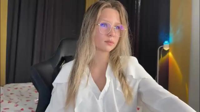 Thumbnail 1, ameliia_castro's Stream at Chaturbate, 1 month ago