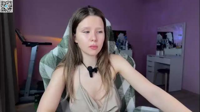 Image 2 of ameliia_castro Stream on Chaturbate on 1 month ago
