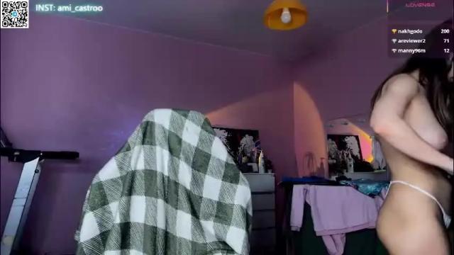 Image 4 of ameliia_castro Stream on Chaturbate on 1 month ago