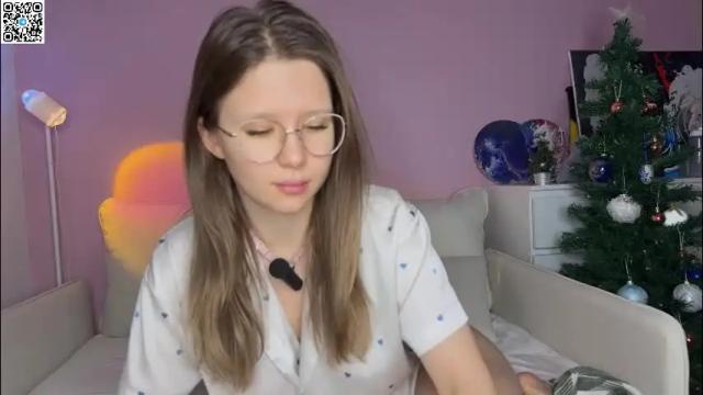 Image 3 of ameliia_castro Stream on Chaturbate on 1 month ago