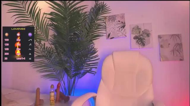 Image 11 of ameliie_brown Stream on Chaturbate on 26 days ago